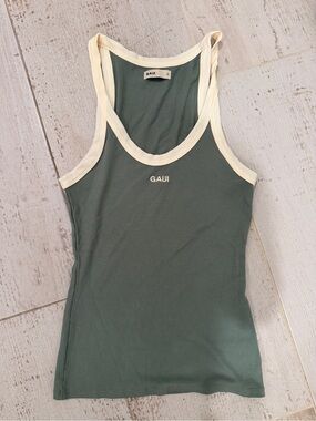 Gaui Green Ribbed Tank Garden Green/ Honeybutter